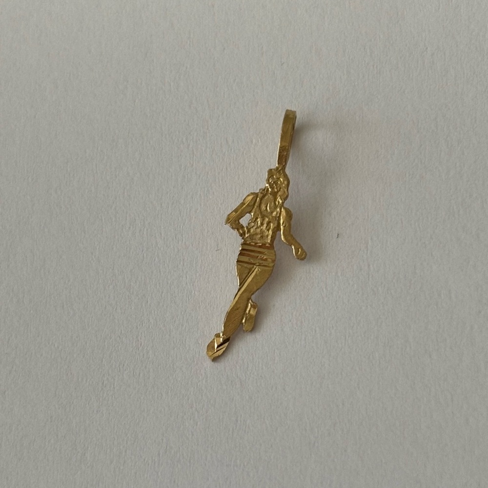 Solid 14k Elegant Gold Runner Pendant Necklace. - image 2